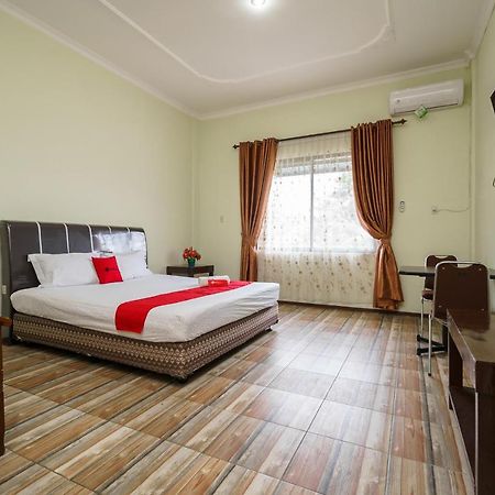 Hotel Reddoorz @ Pematangsiantar Extérieur photo