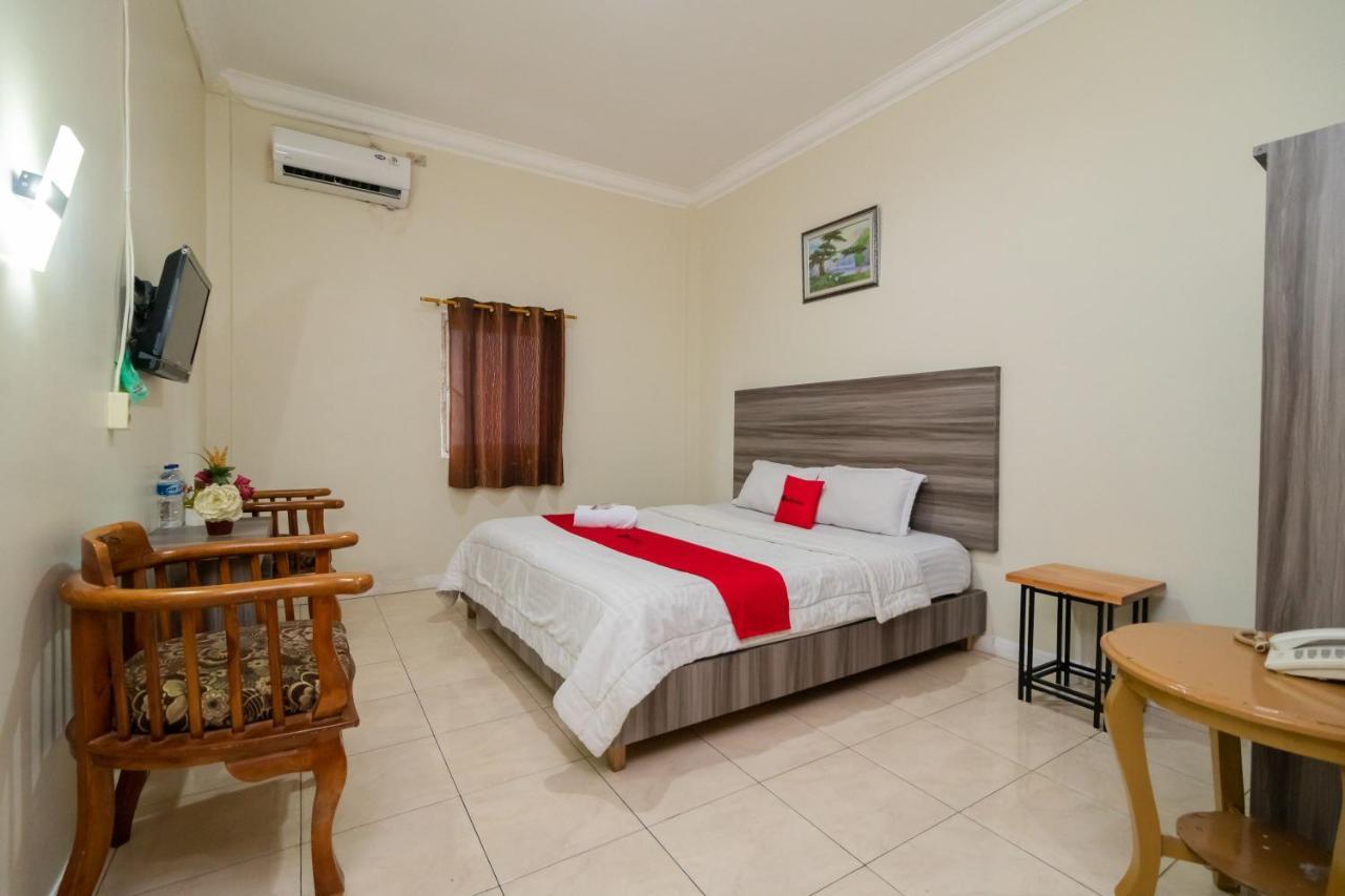 Hotel Reddoorz @ Pematangsiantar Extérieur photo