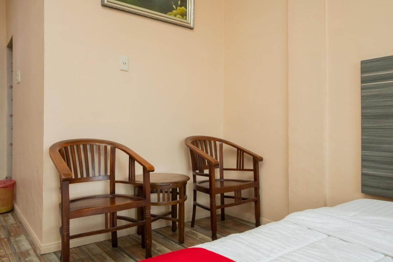 Hotel Reddoorz @ Pematangsiantar Extérieur photo