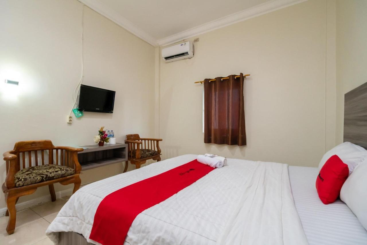 Hotel Reddoorz @ Pematangsiantar Extérieur photo