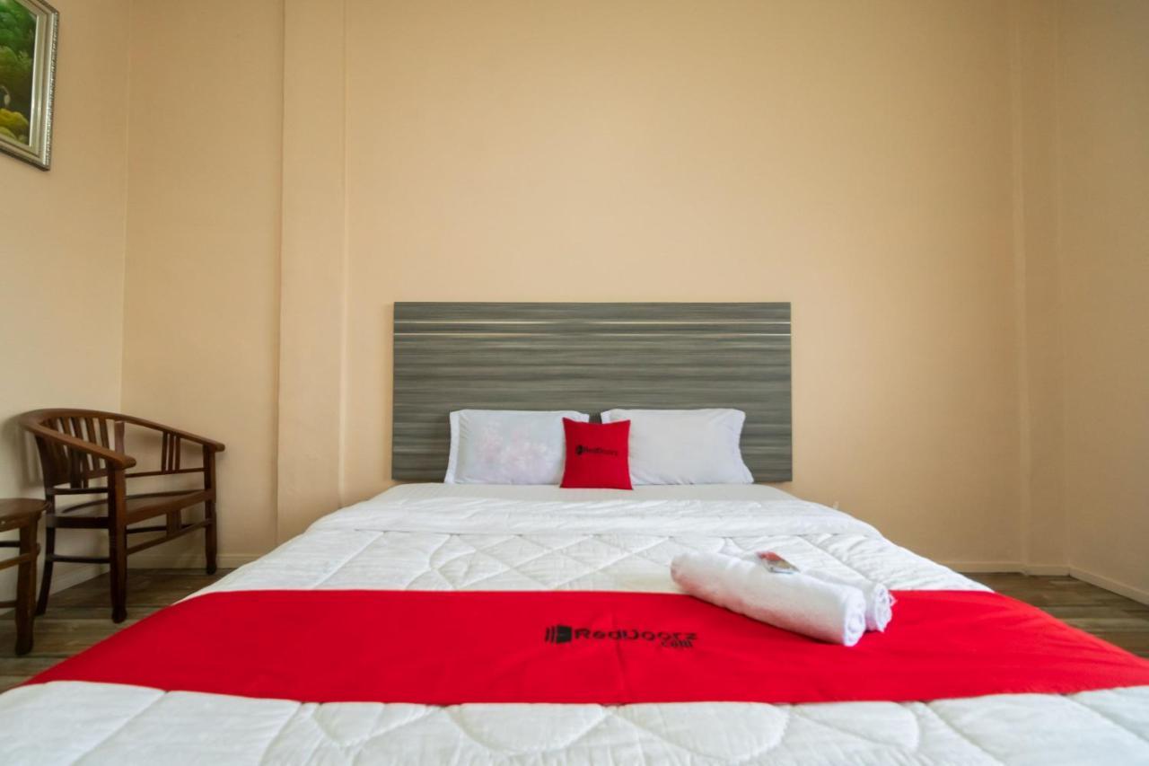 Hotel Reddoorz @ Pematangsiantar Extérieur photo